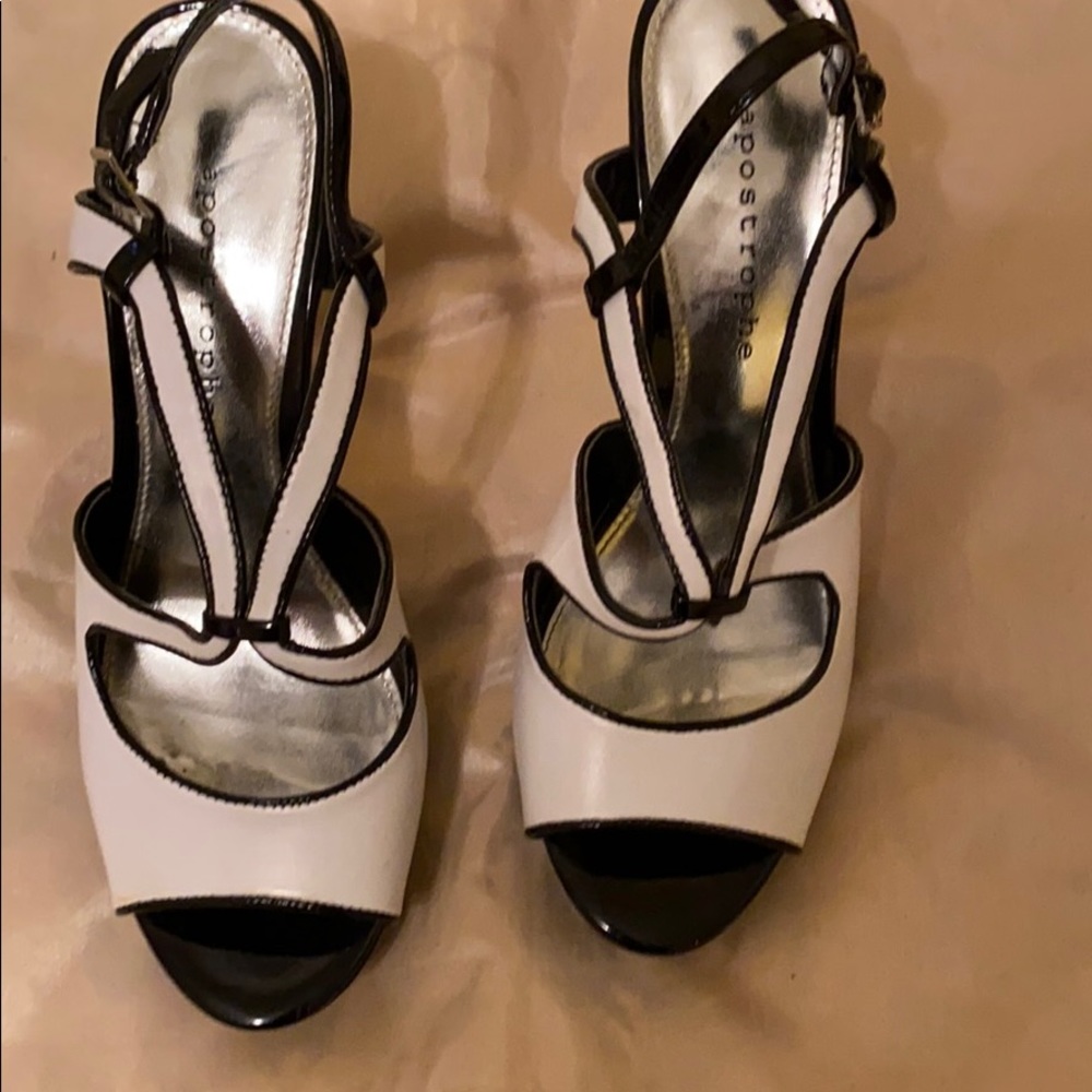 Chic black and white platform stilettos size 8.